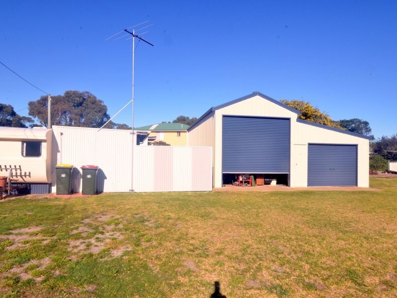 17 Hazards View Drive, Coles Bay TAS 7215
