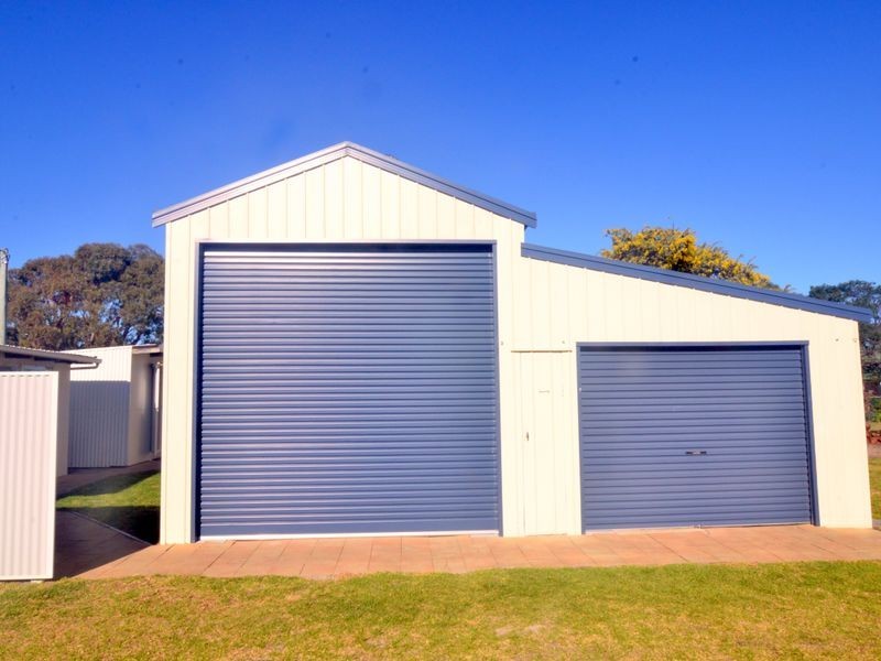 17 Hazards View Drive, Coles Bay TAS 7215