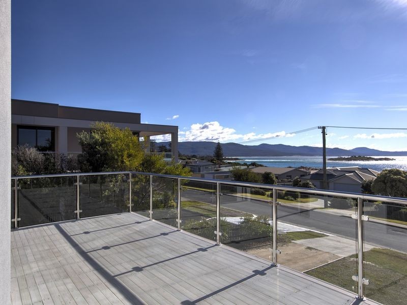 17 Allen Street, Bicheno TAS 7215