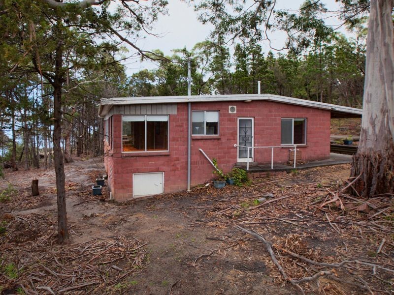 111 Esplanade, Coles Bay TAS 7215