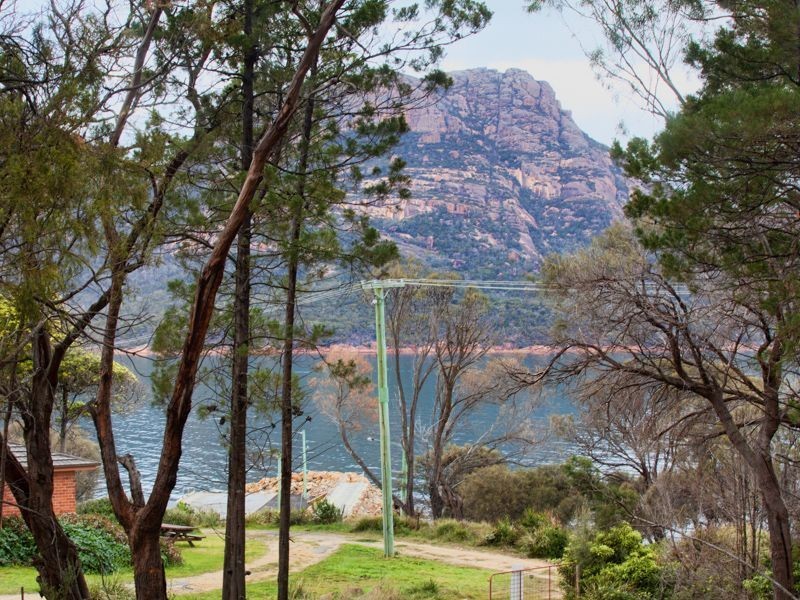 111 Esplanade, Coles Bay TAS 7215