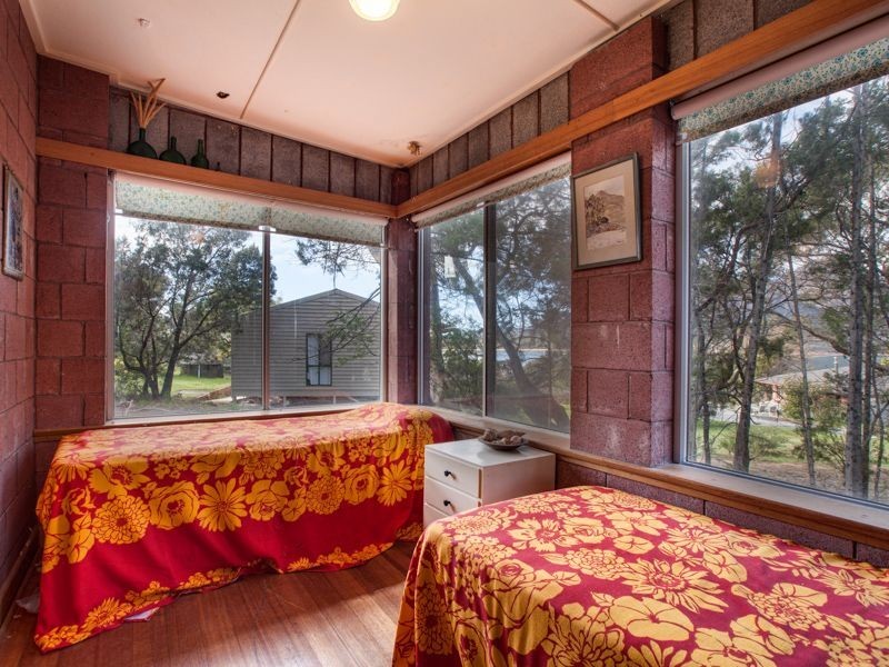 111 Esplanade, Coles Bay TAS 7215