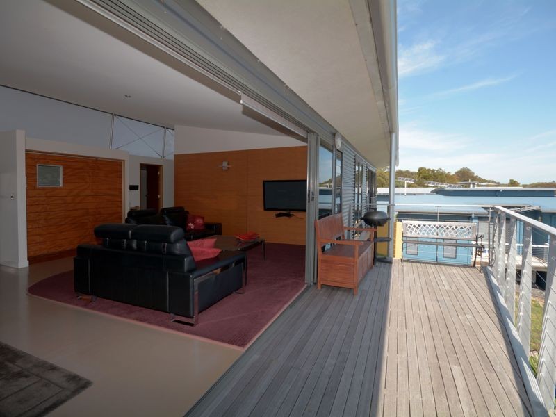 Apartment 14 Meika Place, Coles Bay TAS 7215