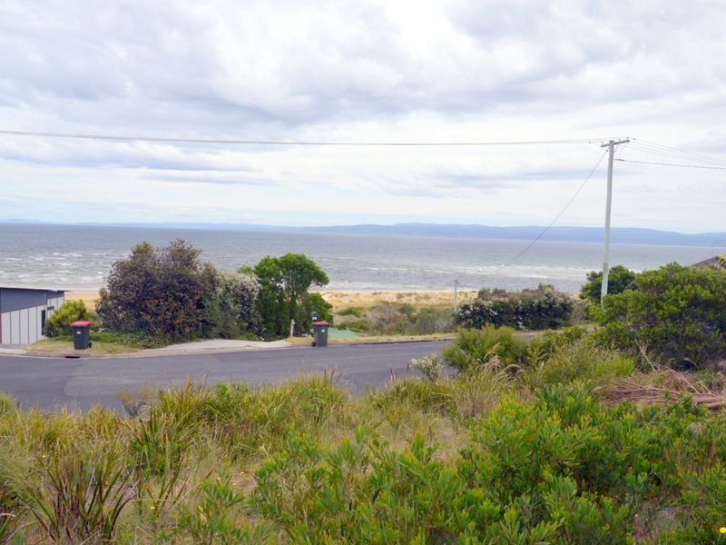145 Swanwick Drive, Coles Bay TAS 7215
