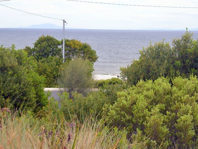 145 Swanwick Drive, Coles Bay TAS 7215