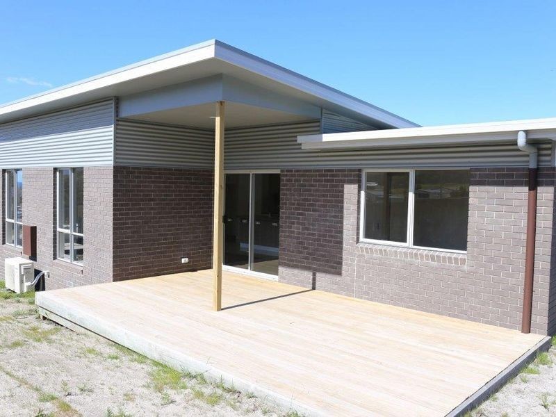 20 Wallace Avenue, Bicheno TAS 7215