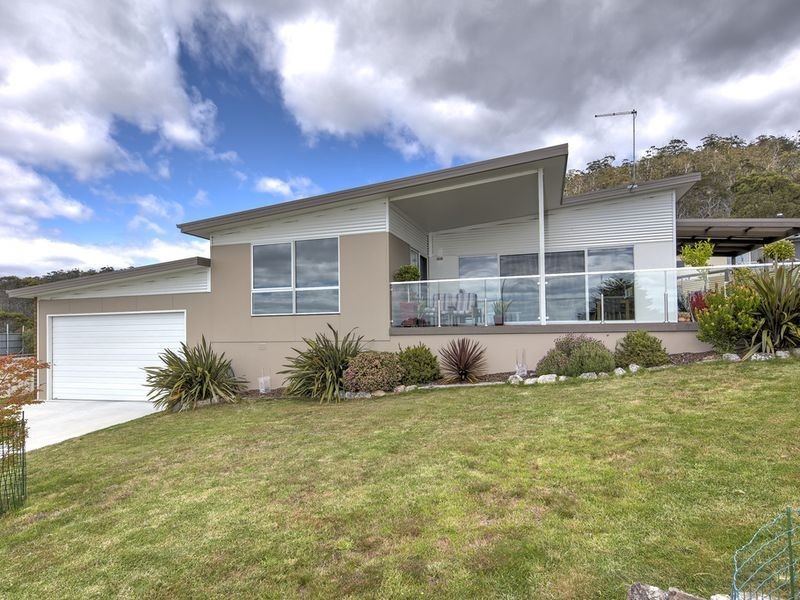 3 Sea Eagle Drive, Bicheno TAS 7215