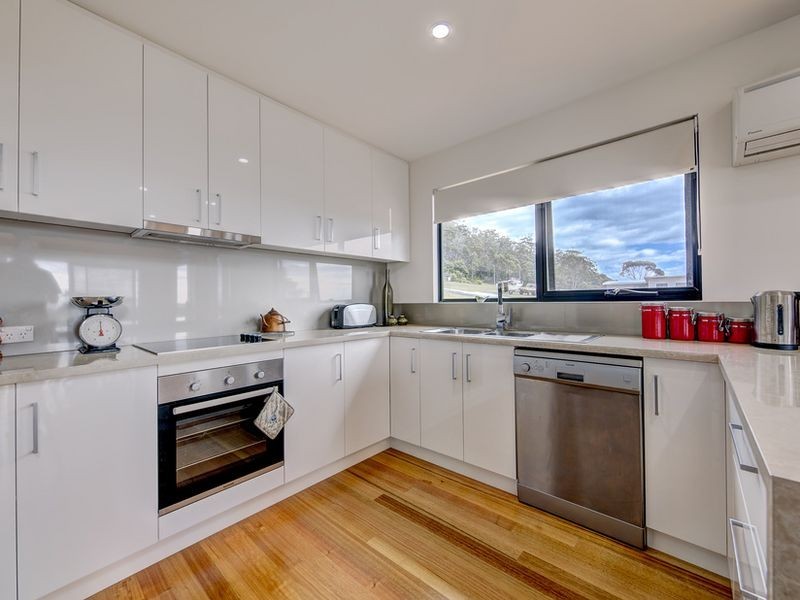 5 Sea Eagle Drive, Bicheno TAS 7215