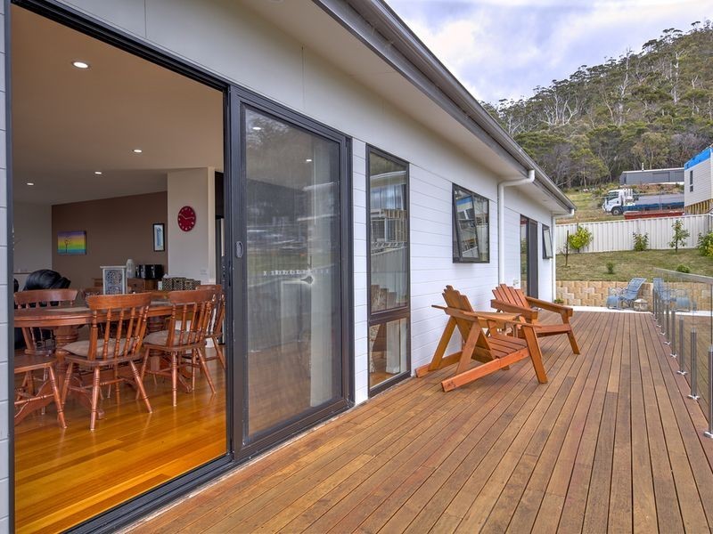 5 Sea Eagle Drive, Bicheno TAS 7215