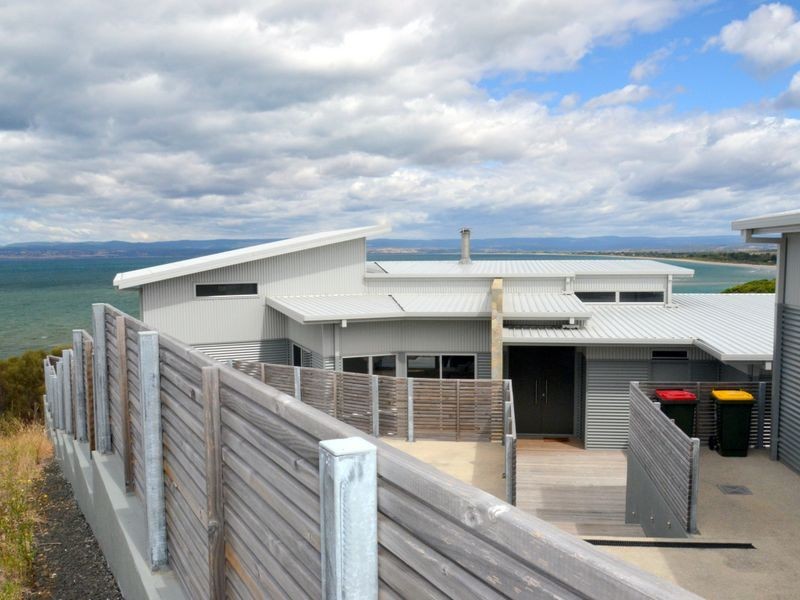 9 Lyne Court, Coles Bay TAS 7215