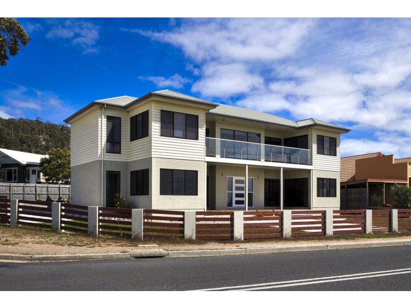 1 Sinclair Street, Bicheno TAS 7215