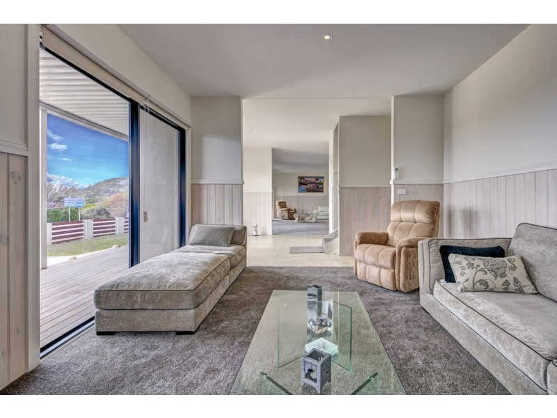 1 Sinclair Street, Bicheno TAS 7215