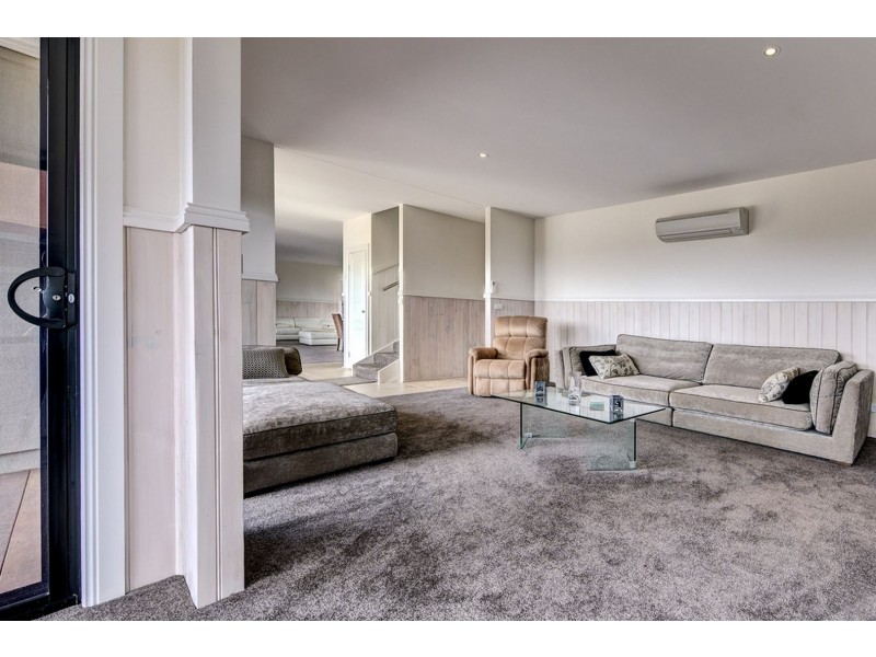 1 Sinclair Street, Bicheno TAS 7215