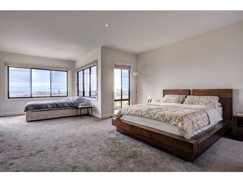 1 Sinclair Street, Bicheno TAS 7215