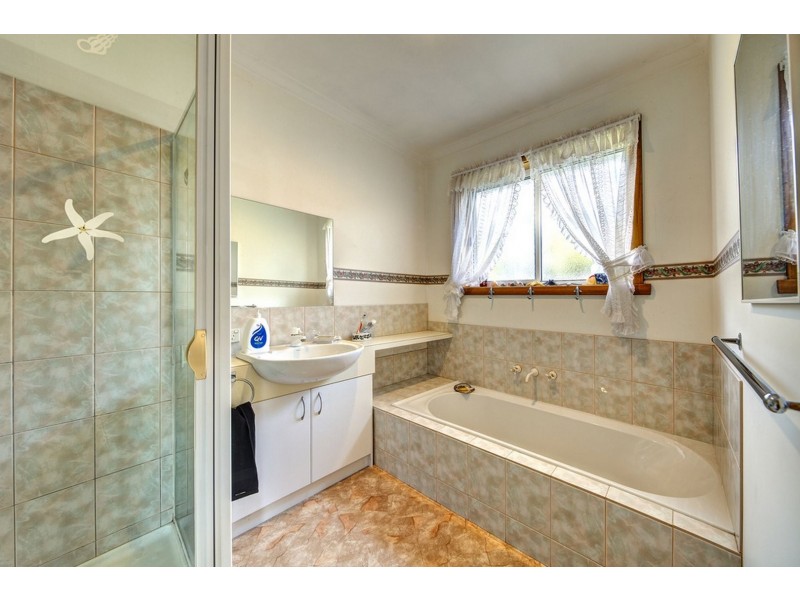 33 Douglas Street, Bicheno TAS 7215