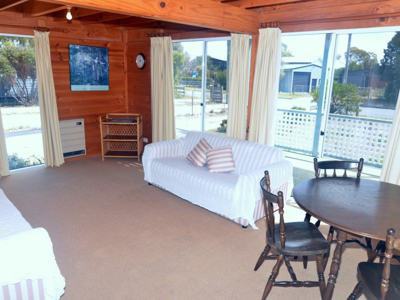 21 Swanwick Drive, Coles Bay TAS 7215