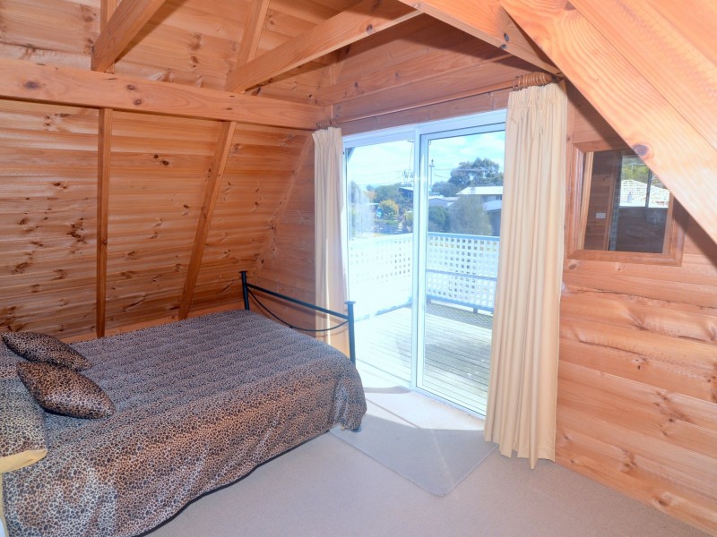 21 Swanwick Drive, Coles Bay TAS 7215