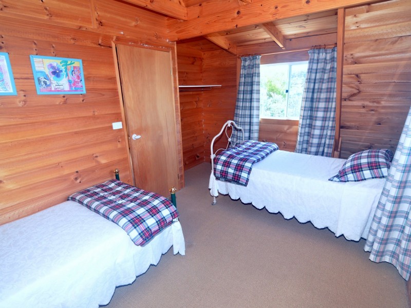 21 Swanwick Drive, Coles Bay TAS 7215