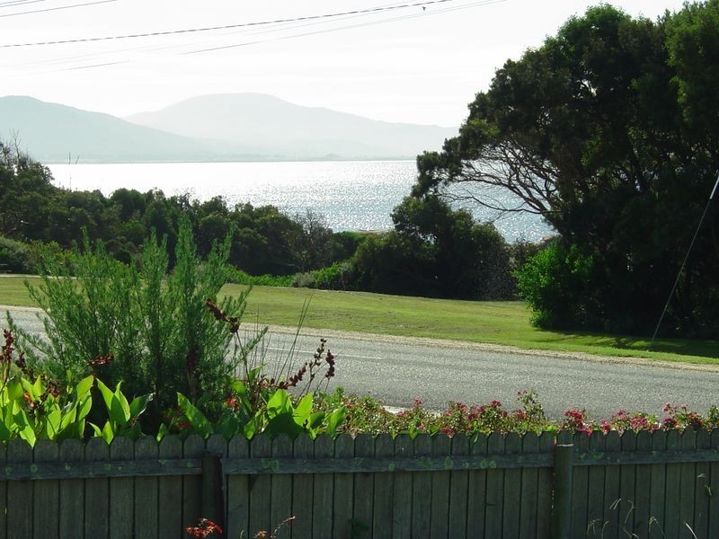 18 Tasman Highway, Bicheno TAS 7215