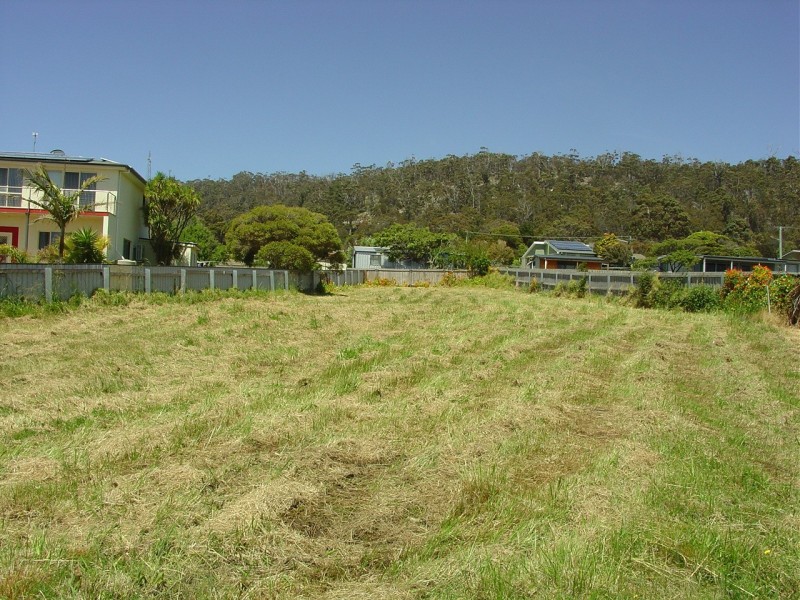 18 Tasman Highway, Bicheno TAS 7215