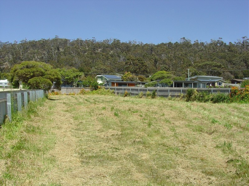 18 Tasman Highway, Bicheno TAS 7215