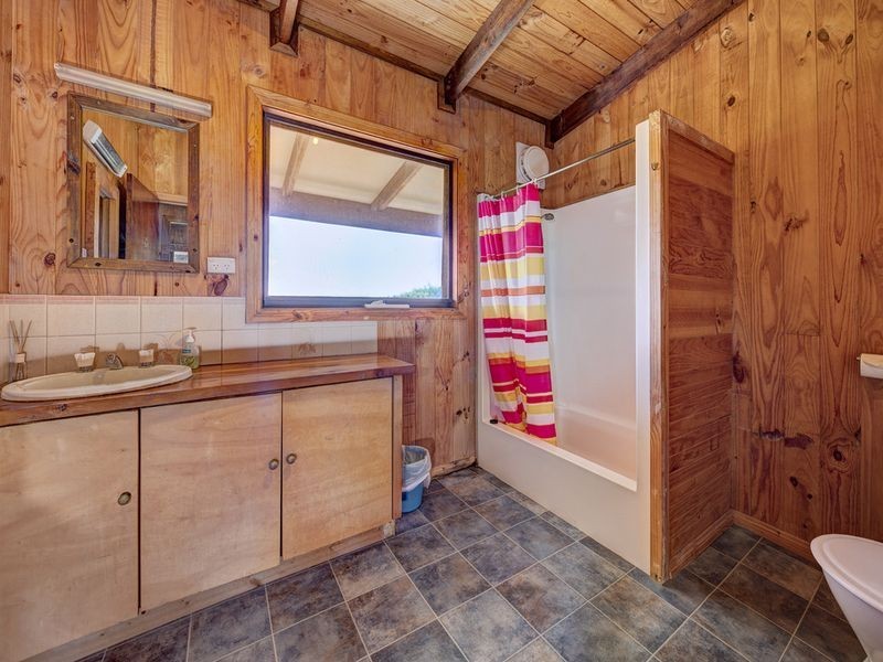 18630 Tasman Highway, Bicheno TAS 7215