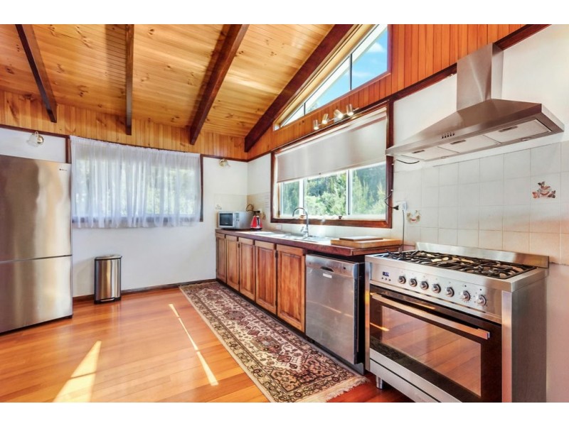 20 Harveys Farm Road, Bicheno TAS 7215