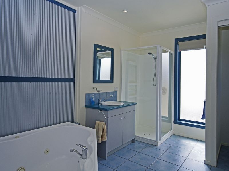 17 Redbill Drive, Bicheno TAS 7215