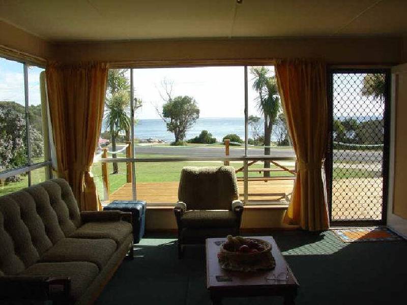 24 Tasman Highway, Bicheno TAS 7215