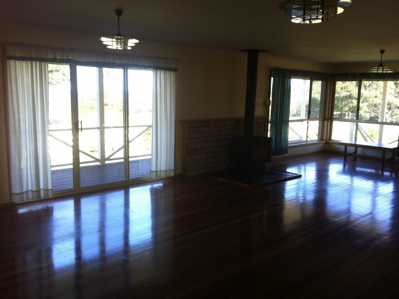 21019 Tasman Highway, Chain Of Lagoons TAS 7215