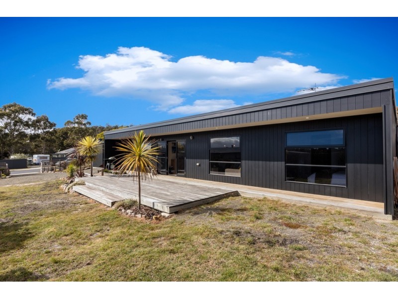 6 Rose Street, Bicheno TAS 7215