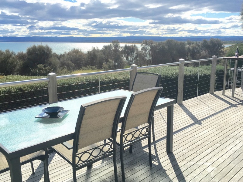 39 Oyster Bay Court, Coles Bay TAS 7215
