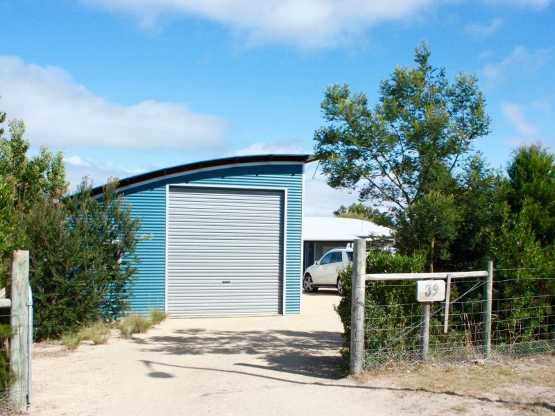 39 Oyster Bay Court, Coles Bay TAS 7215