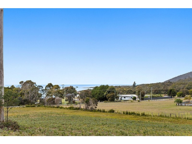 50 Harveys Farm Road, Bicheno TAS 7215