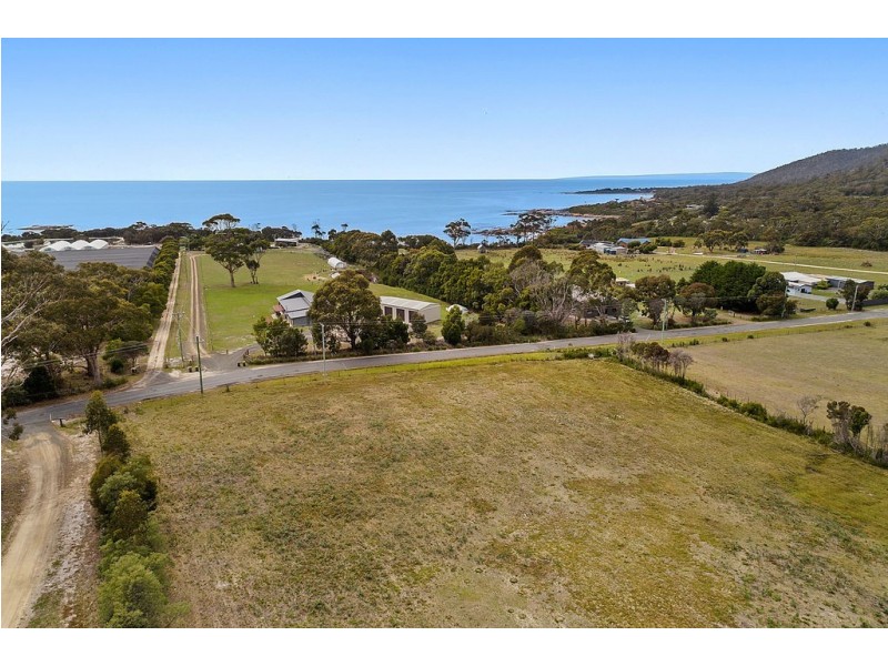 50 Harveys Farm Road, Bicheno TAS 7215