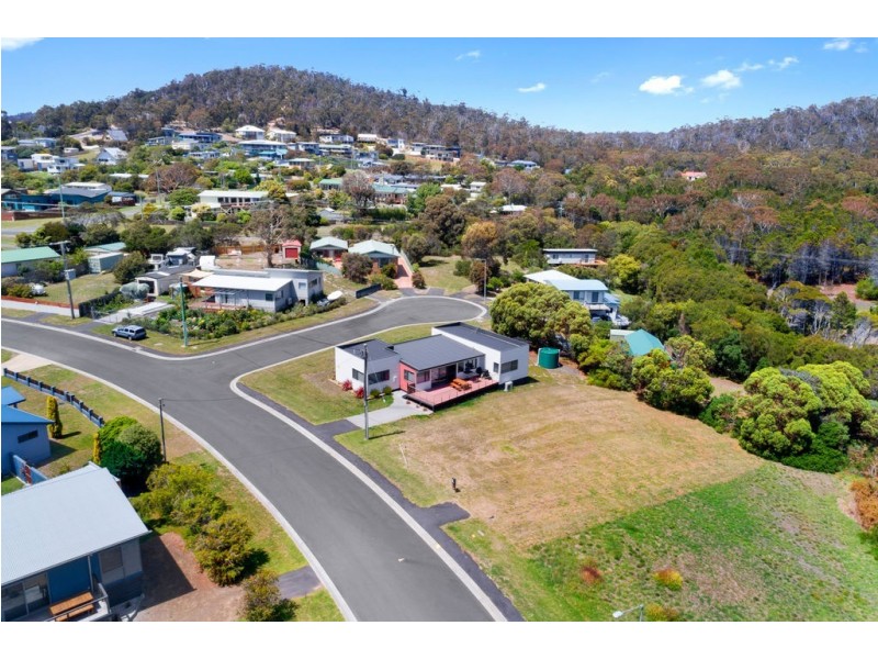 23 Redbill Drive, Bicheno TAS 7215