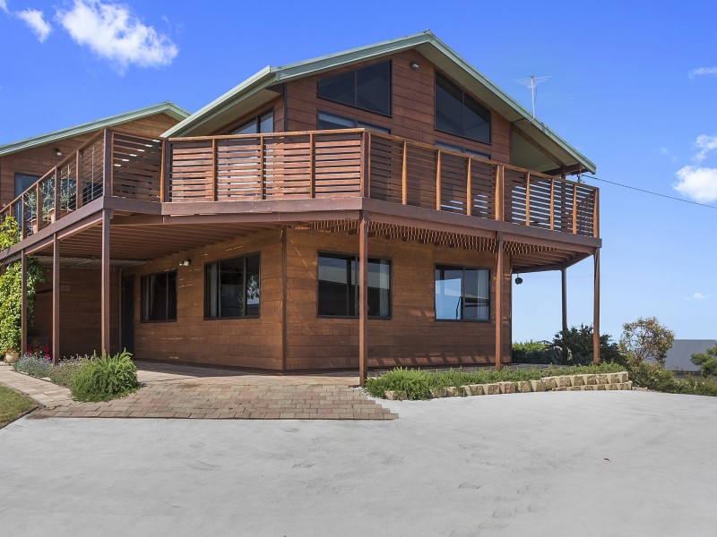 117 Swanwick Drive, Coles Bay TAS 7215
