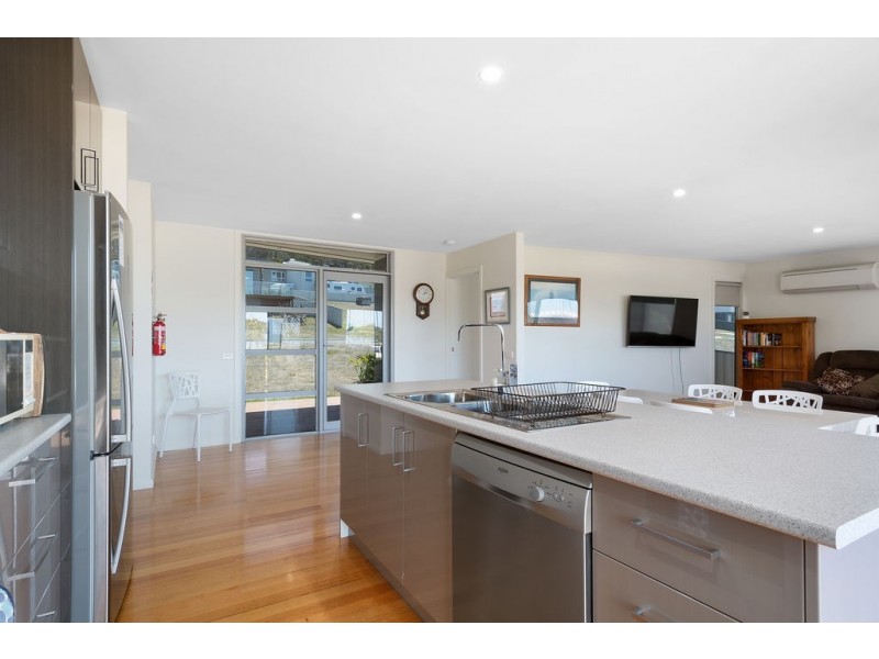 6 Sea Eagle Drive, Bicheno TAS 7215