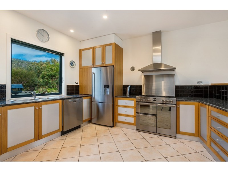 313 Harveys Farm Road, Bicheno TAS 7215