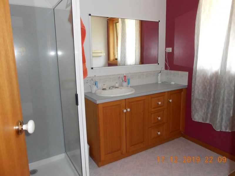 20 Shaw Street, Swansea TAS 7190