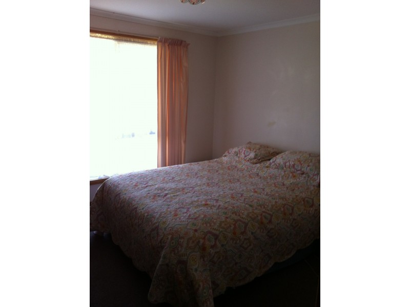 20 Shaw Street, Swansea TAS 7190