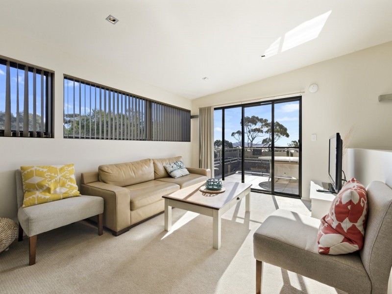 U2/32 Douglas St, Bicheno TAS 7215