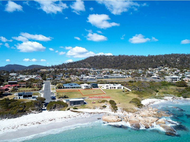 10 Jetty Rd, Bicheno TAS 7215