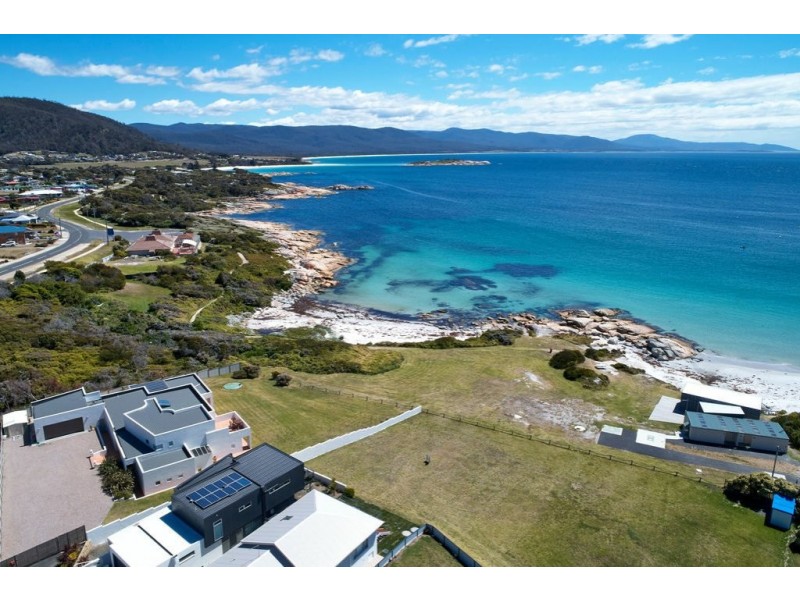10 Jetty Rd, Bicheno TAS 7215