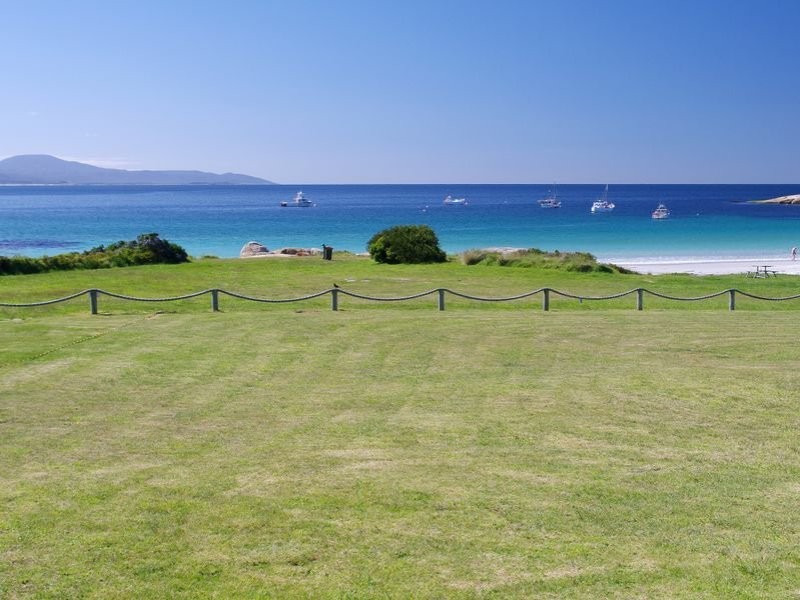 10 Jetty Rd, Bicheno TAS 7215