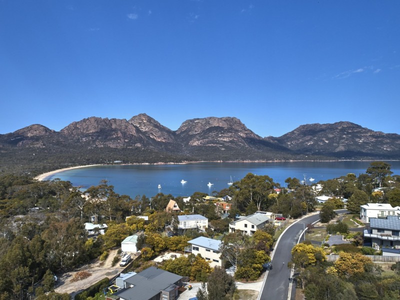 25 Bradley Drive, Coles Bay TAS 7215
