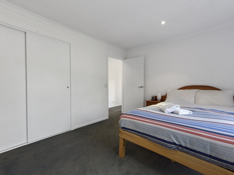 25 Bradley Drive, Coles Bay TAS 7215