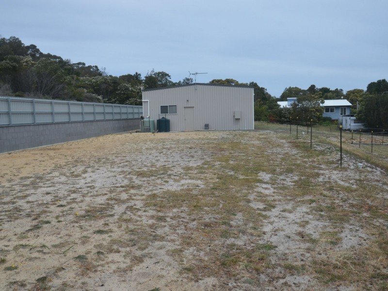 17 Muirs Place, Coles Bay TAS 7215