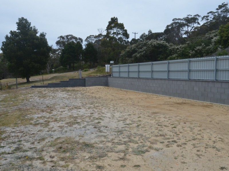 17 Muirs Place, Coles Bay TAS 7215