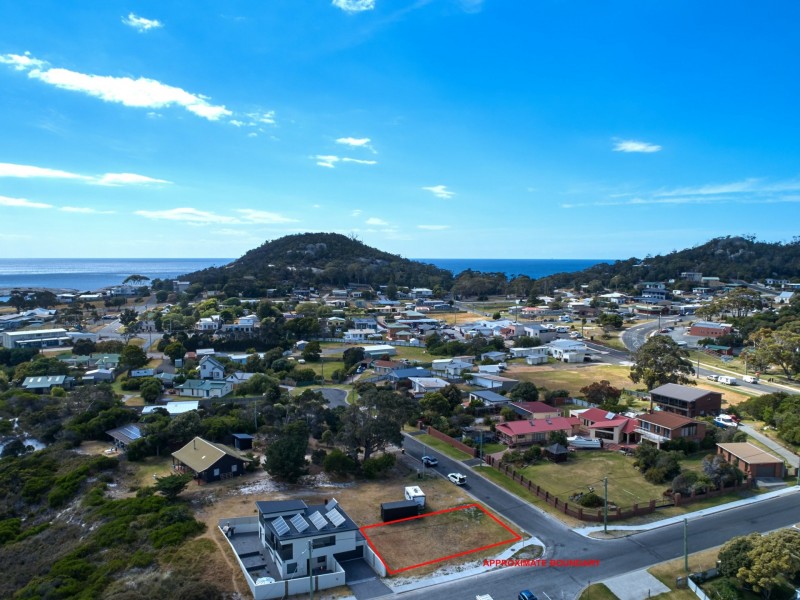 17 Chadwin Avenue, Bicheno TAS 7215